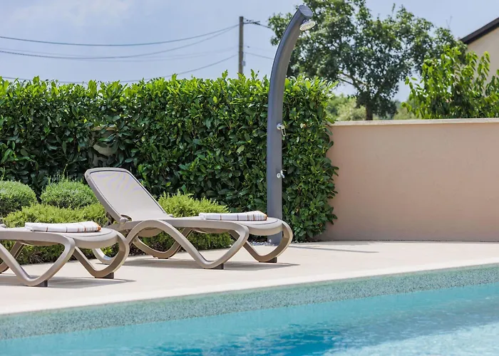 Villa Alena By Interhome Vižinada