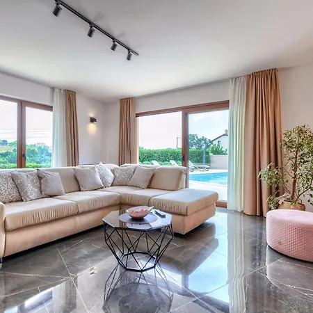 Willa Alena By Interhome Vižinada